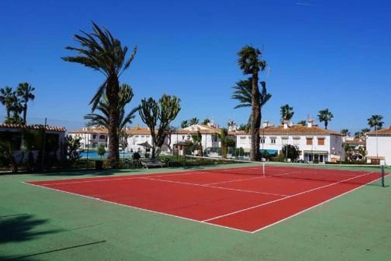 Costa Blanca Bungalow Lago jardin frente piscina 4 personas Torrevieja Esterno foto
