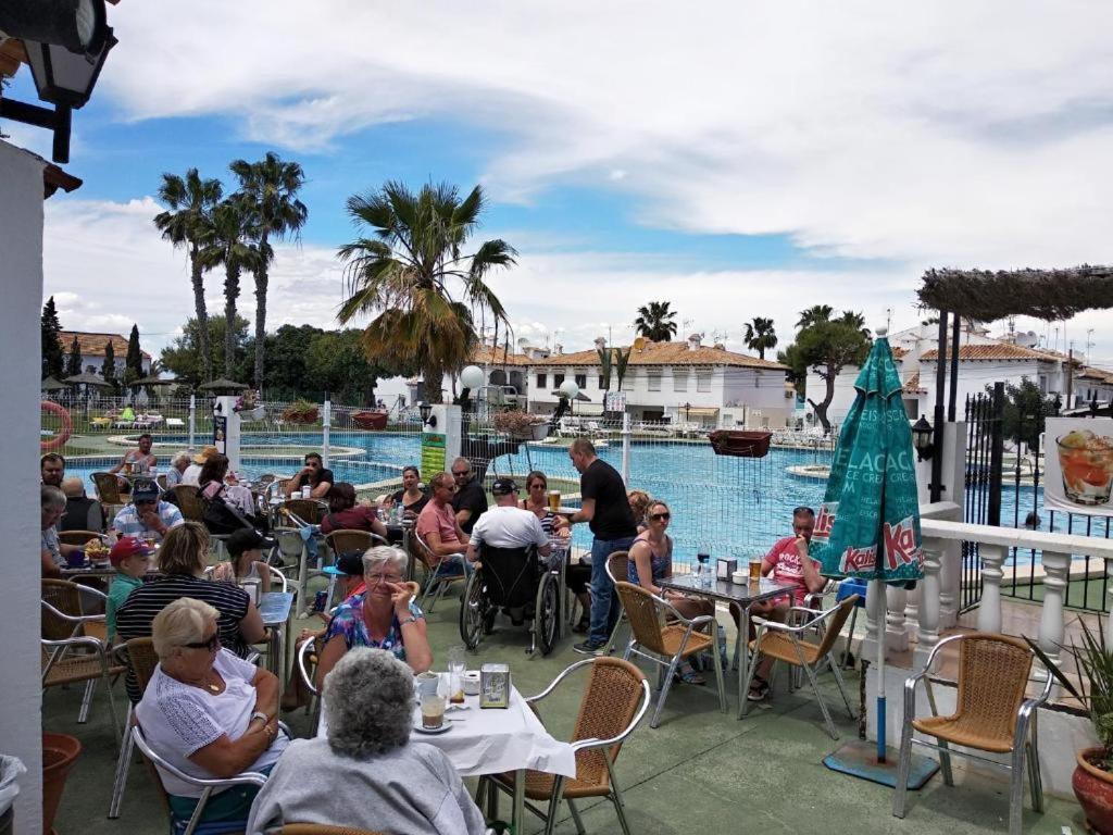 Costa Blanca Bungalow Lago jardin frente piscina 4 personas Torrevieja Esterno foto